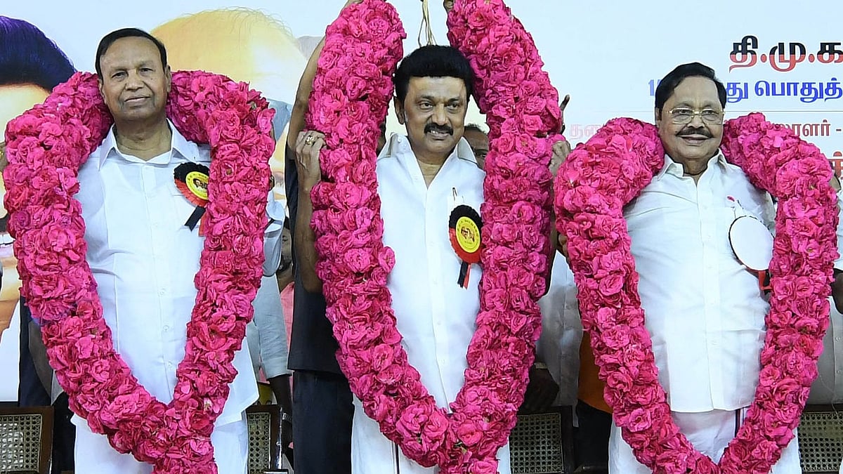 தி.மு.க பொதுக்குழுக் கூட்டம்.. தலைவராக மு.க.ஸ்டாலின் தேர்வு: புகைப்படத் தொகுப்பு இங்கே!