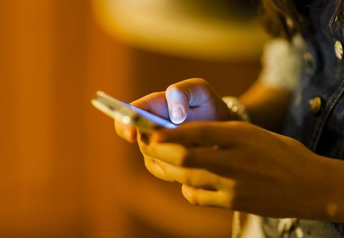 சமூக வலைதளம் மூலம் மருத்துவருடன் பழக்கம்.. ஆசிரியருக்கு நேர்ந்த கொடுமை.. உ.பி-யில் பயங்கரம் !