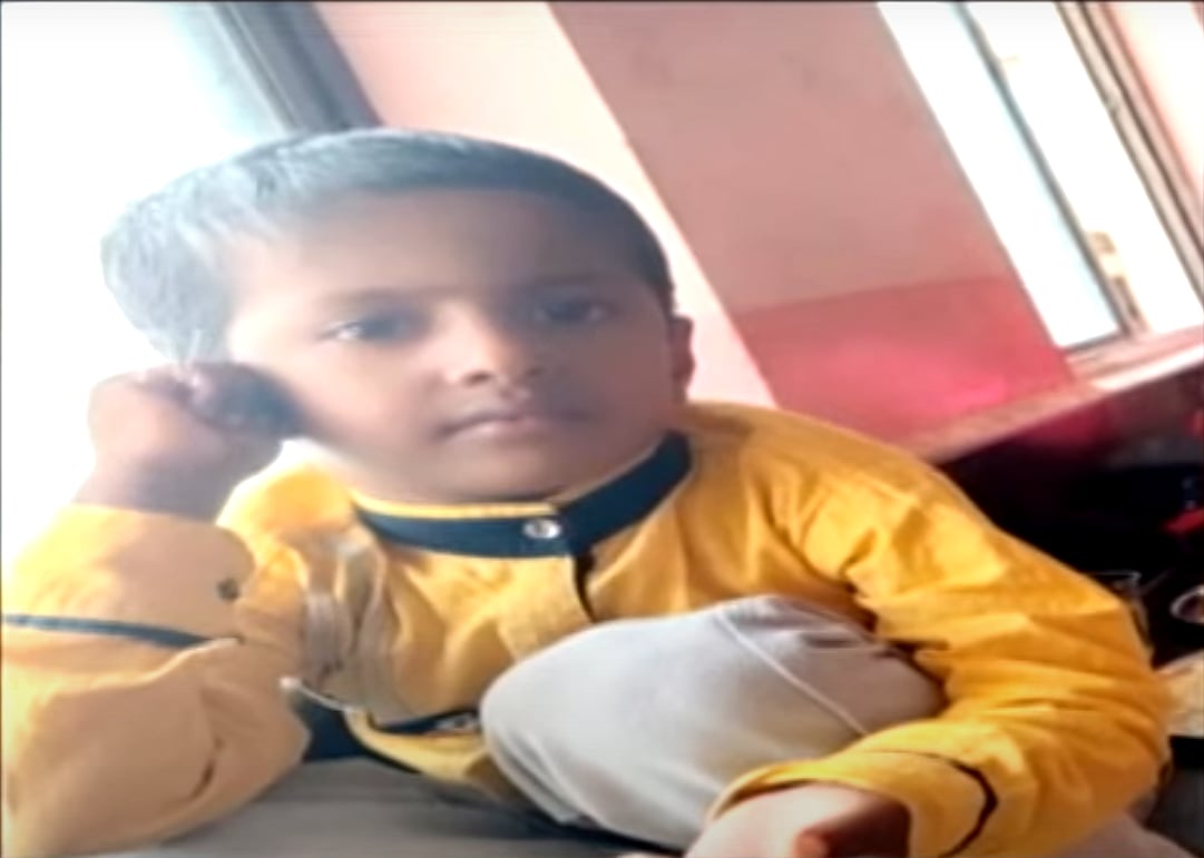 தந்தையுடன் பைக்கில் சென்ற சிறுவன்.. பட்டத்தின் மாஞ்சா கயிறு அறுத்து நேர்ந்த சோகம் !