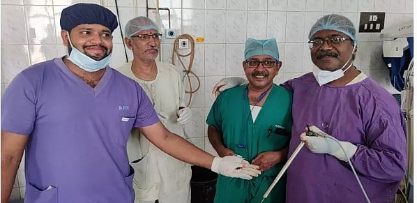 2 மாதங்களாக நுரையீரலில் சிக்கியிருந்த சப்போட்டா விதை.. அறுவை சிகிச்சை மூலம் அகற்றிய அரசு மருத்துவர்கள் !