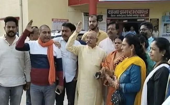 இளம்பெண்ணை கட்டிப்போட்டு கூட்டு பாலியல் வன்கொடுமை:4 பேர் கொண்ட கும்பல் வெறி செயல் -சத்தீஸ்கரில் அதிர்ச்சி