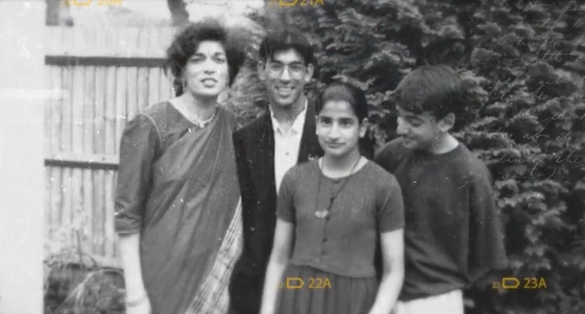 பாகிஸ்தான் பூர்விகம்- கர்நாடக மருமகன்.. இங்கிலாந்தின் பிரதமராக பதவியேற்கும் ரிஷி சுனக்கின் பின்னணி என்ன?