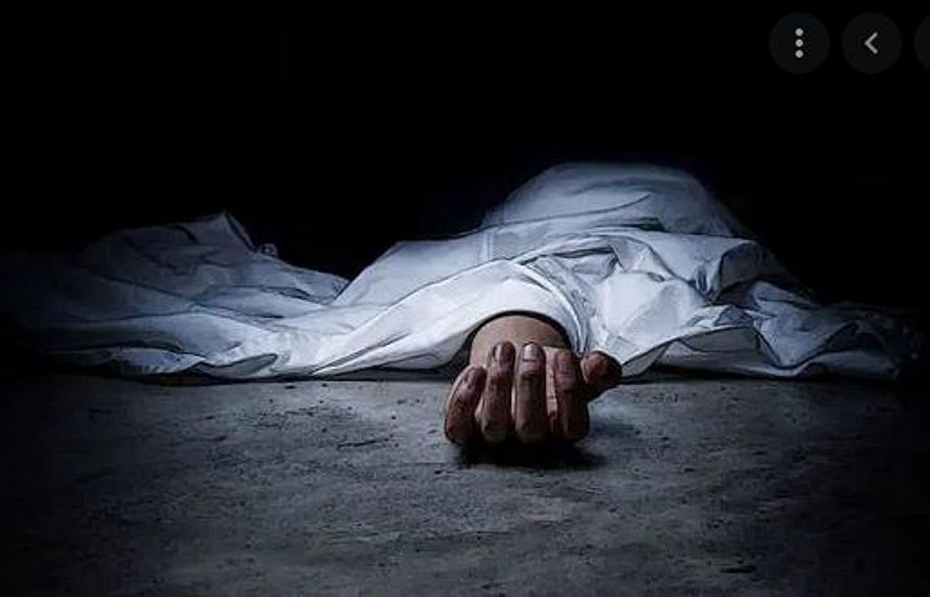 தலைக்கேறிய ஆத்திரம்.. பெற்ற தாய் என்றும் பாராமல் கட்டையால் அடித்து கொன்ற மகன்.. உ.பி-யில் பயங்கரம் !