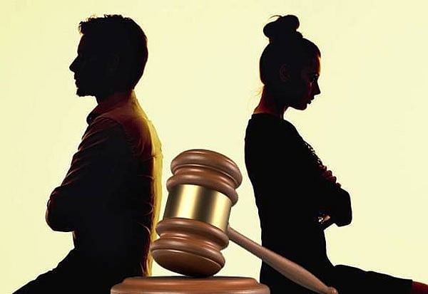 ‘விவாகரத்து’ பெறுவது சரியா ? : நடிகர் தனுஷ் - ஐஸ்வர்யா விவகாரம் : சமூகம் எப்படி அணுகுகிறது ?