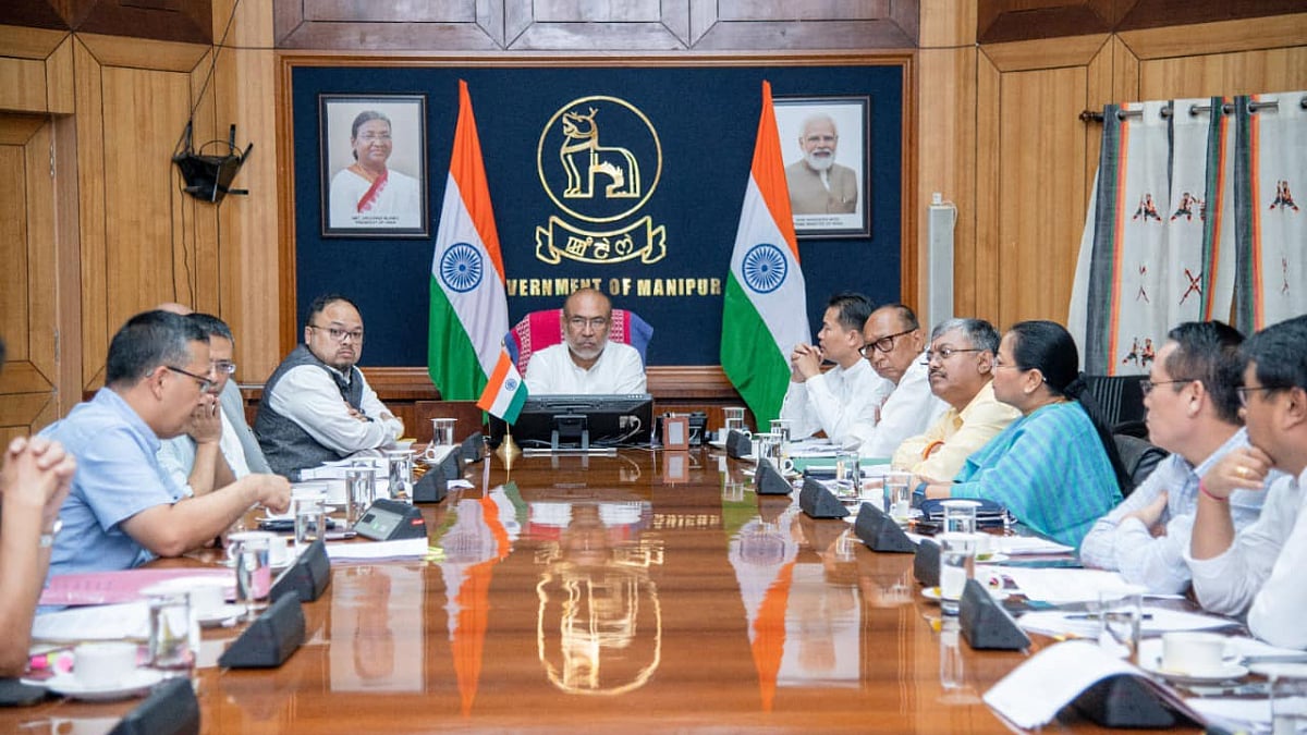 “4 குழந்தைகளுக்கு மேல் இருந்தால் அரசு சலுகை இல்லை” : பாஜக ஆளும் மாநிலத்தில் புதிய சட்டத்தால் அதிர்ச்சி !