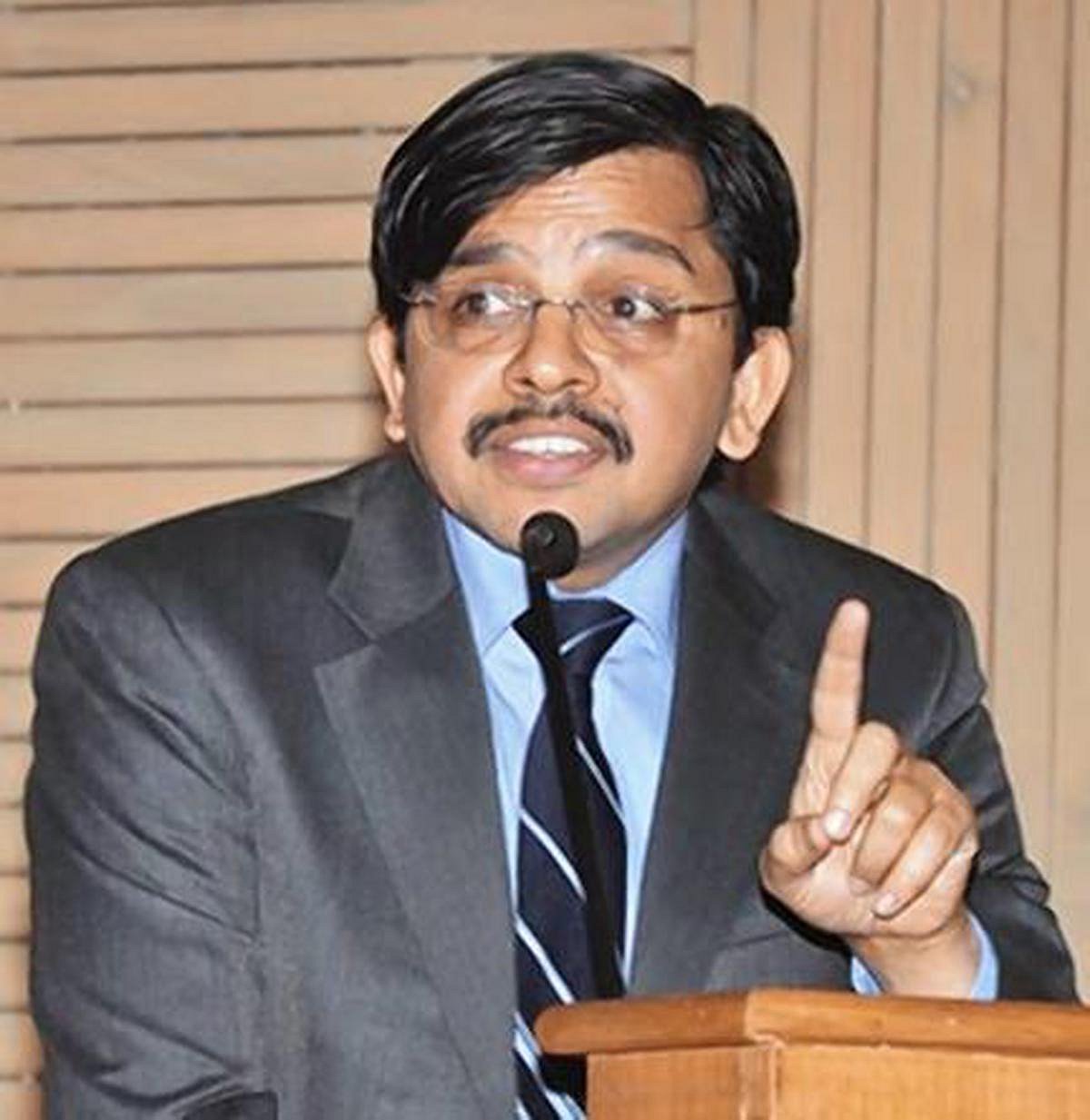 சென்னை ஐகோர்ட் தலைமை நீதிபதி பதவி.. எஸ்.முரளிதர் பரிந்துரை நிறுத்தி வைத்து பழிவாங்கிய மோடி அரசு!