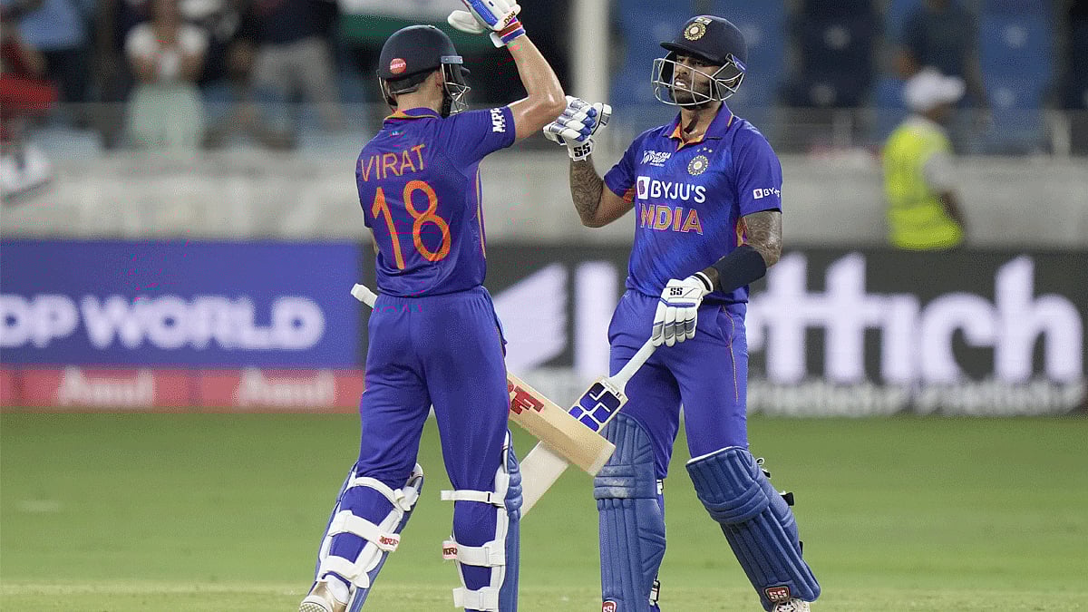 T20 கிரிக்கெட்டின் சிறந்த வீரர்கள் பட்டியலில் 5-ம் இடம்பிடித்த சூரியகுமார்.. கோலியின் சாதனையை முந்துவாரா?