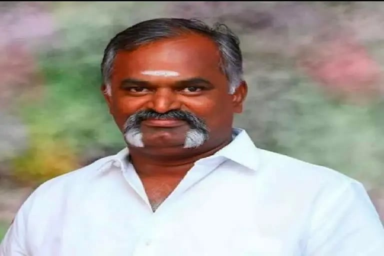 உ.பி பாணியில் மாட்டை வைத்து அரசியல் செய்த பாஜக மாவட்ட தலைவர் கைது.. அதிரடி காட்டிய தமிழ்நாடு காவல்துறை !