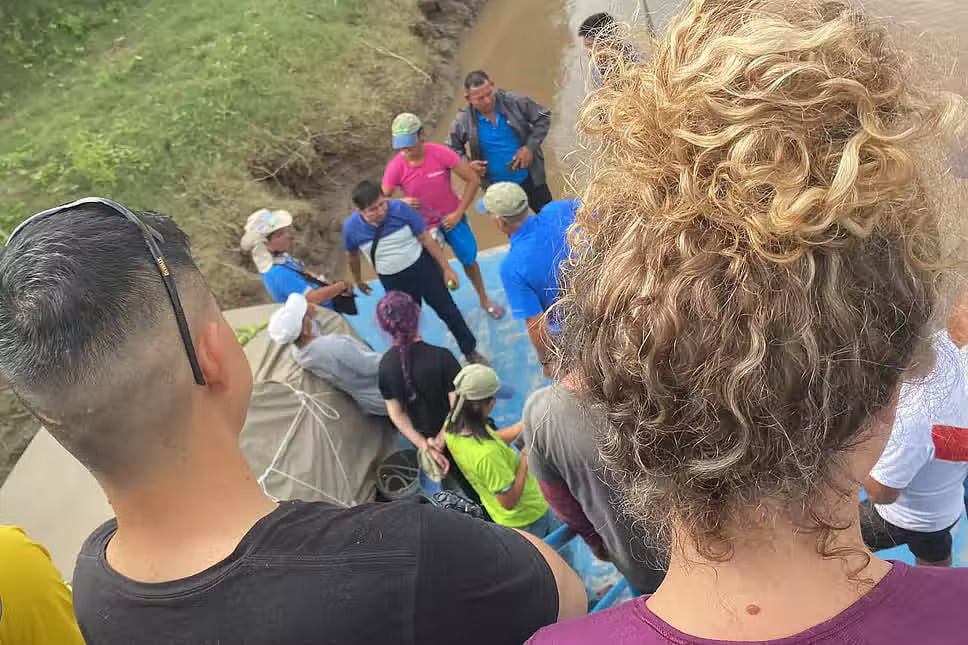 100 சுற்றுலாப்பயணிகளை கடத்திய அமேசான் பழங்குடிகள்.. வெளிவந்த அதிர்ச்சி காரணம்.. பதைபதைப்பில் பெரு!