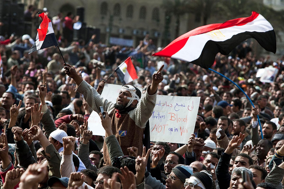 அனைவரும் சராசரி மக்கள் அல்ல.. கோபம் திசைதிருப்பப்பட்டு முதலாளித்துவம் மக்களை ஏமாற்றுவது எப்படி ?