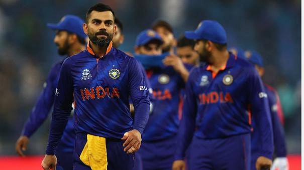 அப்போ பாகிஸ்தான்.. இப்போ இங்கிலாந்து.. - காலம் மாறினாலும் மாறாத இந்திய அணியின் படுதோல்வி ! 