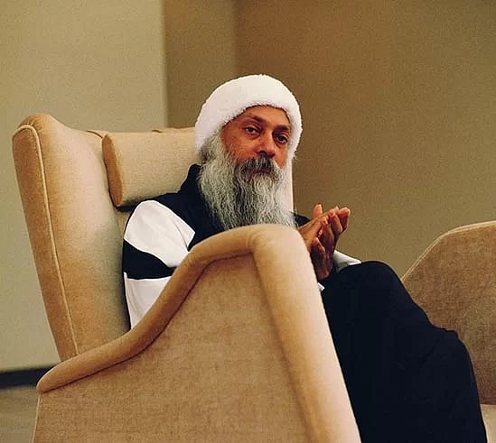 சந்திரமோகன் ஜெயின் எப்படி ஓஷோவாக மாறினார்.. அறியப்படாத சில தகவல்கள் இங்கே!