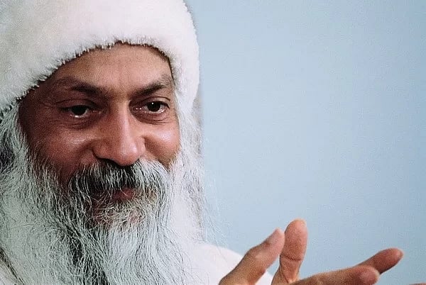 சந்திரமோகன் ஜெயின் எப்படி ஓஷோவாக மாறினார்.. அறியப்படாத சில தகவல்கள் இங்கே!