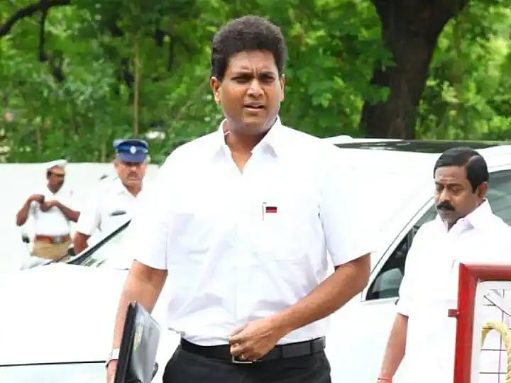 மாநில உரிமைகளைப் பறிக்கும் ஆளுநரின் செயல் கூட்டாட்சி முறைக்கு ஏற்றதல்ல - திமுக IT செயலாளர் T.R.B.ராஜா !