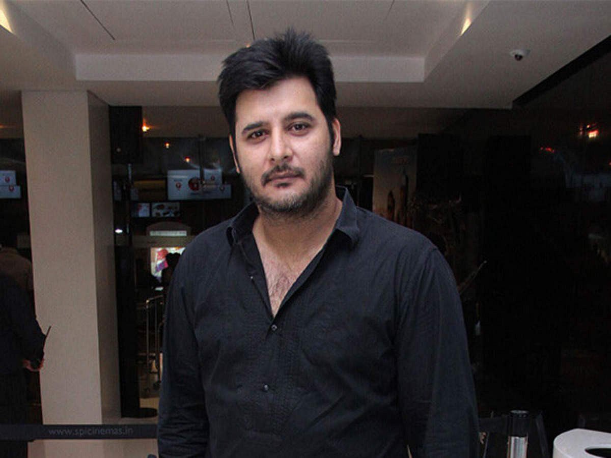 அப்பாஸுக்கு அறுவை சிகிச்சையா..? வெளியான புகைப்படத்தால் ரசிகர்கள் அதிர்ச்சி.. அவருக்கு என்னதான் ஆச்சு ?