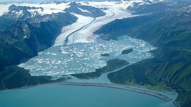 பனிப்பாறை ஏரி உடைந்தால் என்னவாகும்.. மனித இனம் அழியக்கூடுமா? - Glacial Lake பற்றி தெரியுமா ?