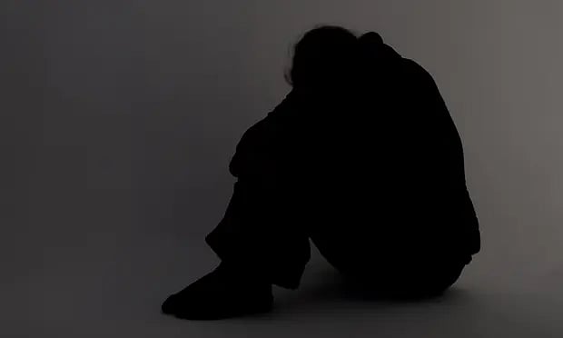 மது குடிக்கவைத்து பாலியல் வன்கொடுமை..சிறுவனை கொடுமைப்படுத்திய டியூஷன் டீச்சர் கைது..கேரளாவில் அதிர்ச்சி !