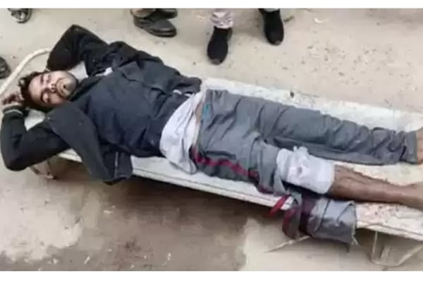 டெல்லியை தொடர்ந்து உ.பியில் அரங்கேறிய கொடூரம்.. காதலியை 6 துண்டுகளாக வெட்டிய இளைஞ
ர்..