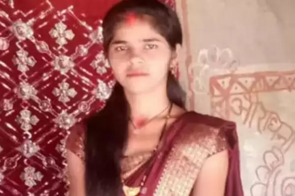 டெல்லியை தொடர்ந்து உ.பியில் அரங்கேறிய கொடூரம்.. காதலியை 6 துண்டுகளாக வெட்டிய இளைஞ
ர்..