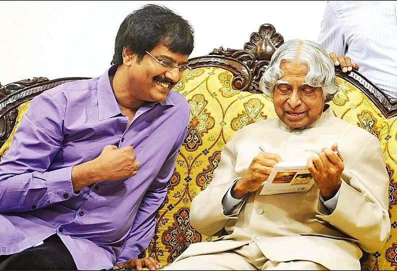 "விவேக் சாருக்கு நிறைய விஷயங்கள் தெரியும்.. ஆனா எனக்கு அப்படி இல்ல.." - புகழ்ந்து தள்ளிய யோகிபாபு !