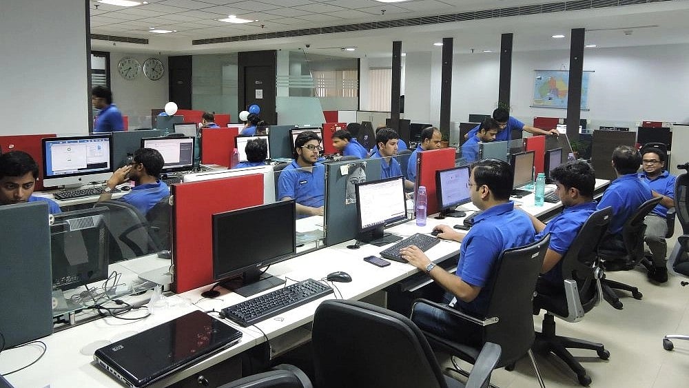 Twitter Facebook உள்ளிட்ட முன்னணி நிறுவனங்களில் layoffs.. ஒரே மாதத்தில் 50 ஆயிரம் பேர் பணி நீக்கம்!