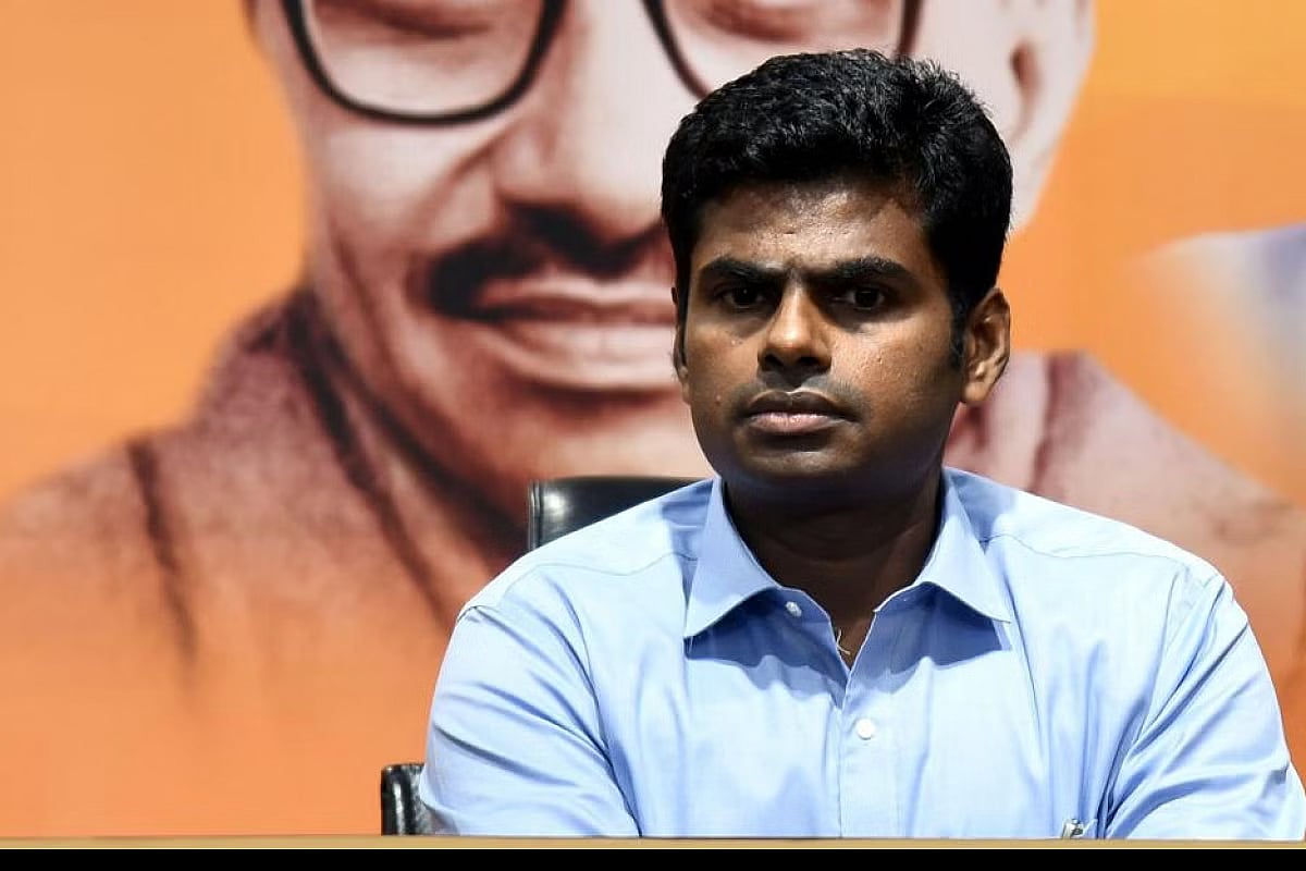 முதலைமைச்சரே..-வா? என்னது இது எதோ புதுசா இருக்கே.. : BJP தொண்டர்களின் தமிழறிவை மெய்ச்சும் இணையவாசிகள் !