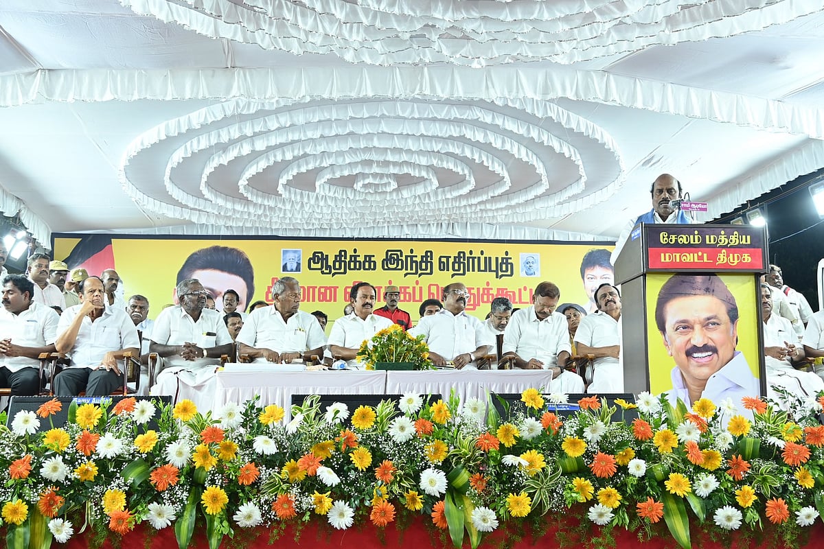 “சோலிக்கே பீச்சே.. என்று சொல்லியிருந்தால் கை நிறைய சம்பாதிக்க முடியுமா..?” - அமைச்சர் எ.வ.வேலு தாக்கு !