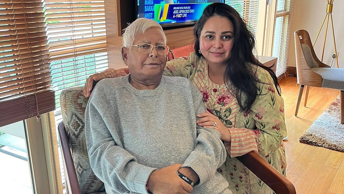 முன்னாள் முதல்வர் லாலு பிரசாத் யாதவ்-க்கு கிட்னியை கொடுக்க முன்வந்த மகள்.. தந்தைக்கு மகள் செய்த கடமை!