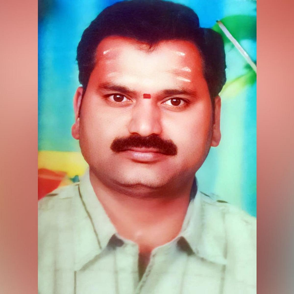 மகளை கால்வாயில் தள்ளி ஆணவக்கொலை செய்த தந்தை.. தாய் மூலம் வெளிவந்த உண்மை.. கர்நாடகாவில் அதிர்ச்சி ! 