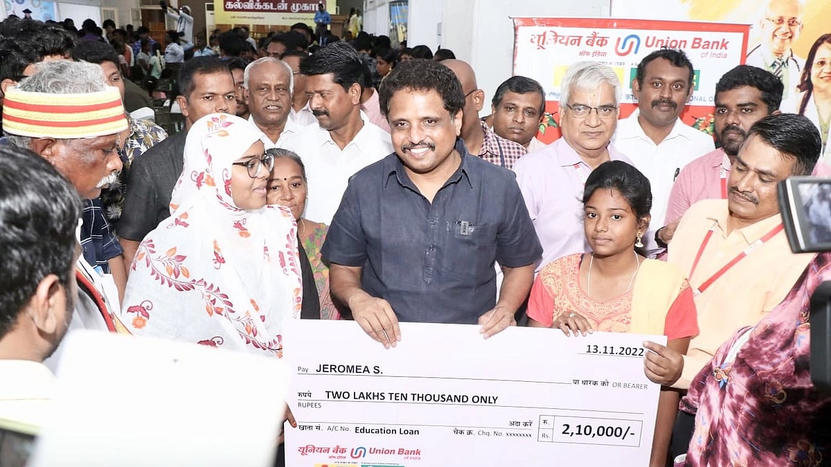 தமிழக மாணவர்களுக்கு கல்விக்கடன் கொடுக்க மறுத்த HDFC வங்கி.. பதிலடி கொடுக்க ‘செக்’ வைத்த மதுரை MP !