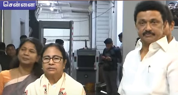 “இவரை பார்க்காமல் எப்படி சென்னையை விட்டு செல்ல முடியும்?”-முதல்வரை சந்தித்த பின் மம்தா நெகிழ்ச்சி பேட்டி!
