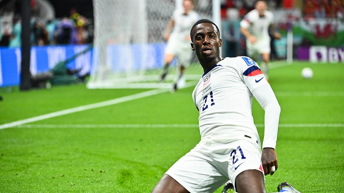 #FIFAWorldcup : அமெரிக்காவுக்கான முதல் கோல் அடித்த லைபீரிய அதிபரின் மகன்.. வெளியான சுவாரசிய பின்னணி !