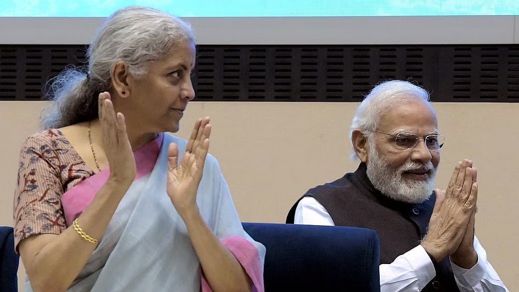 நாடாளுமன்றத்தில் மோடி அரசுக்கு செக் வைக்கும் முதலமைச்சர்: தீர்மானம் நிறைவேற்றிய DMK MP-க்கள்! முழுவிவரம்