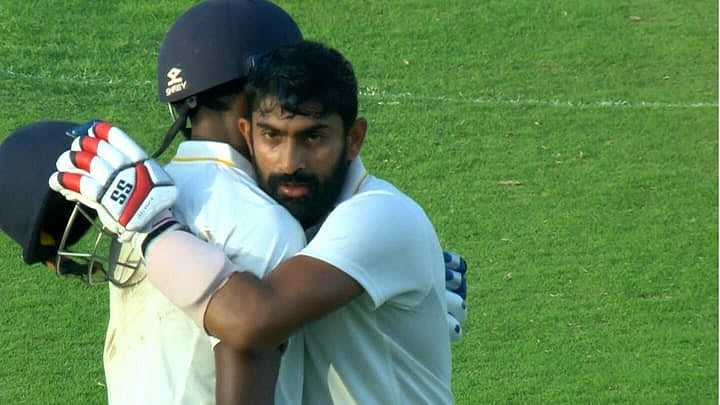 டெஸ்ட் போட்டியில் அதிரடி ஆட்டம் ஆடிய தமிழ்நாடு.. ரஞ்சி கோப்பையில் சதம் விளாசிய முன்னாள் CSK வீரர் !