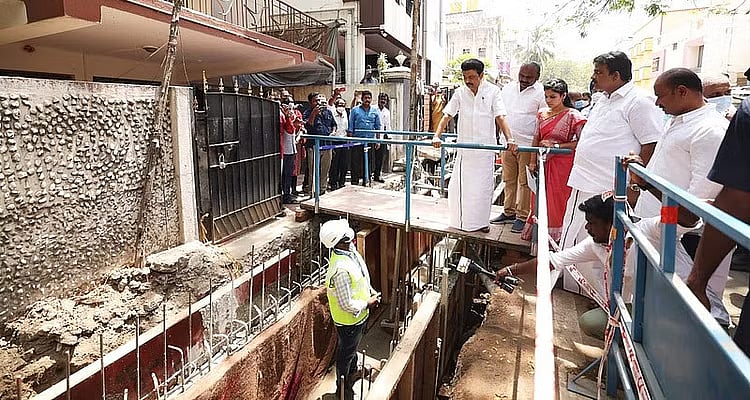 அதிமுக vs திமுக ஆட்சி புயல்கள்: சேதமடைந்த மின்கம்பங்களின் எண்ணிக்கையை வெளியிட்ட அமைச்சர் செந்தில் பாலாஜி!