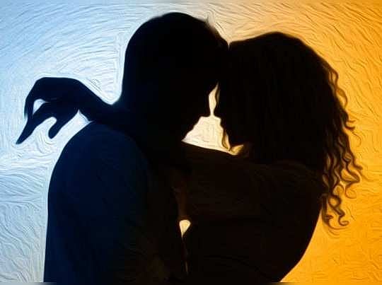 திருமணத்தை தாண்டிய உறவுக்கு 1 ஆண்டு சிறை தண்டனை.. புதிய சட்டத்தை அமல்படுத்துகிறது இந்தோனேஷியா..