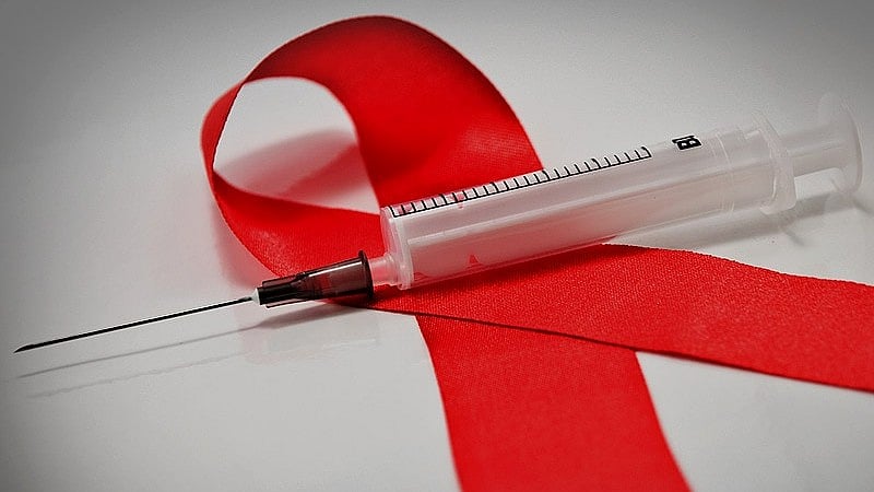 மனைவிக்கு HIV ரத்தத்தை செலுத்திய கணவர்.. வெளிவந்த அதிர்ச்சி காரணம்.. ஆந்திராவில் பரபரப்பு !