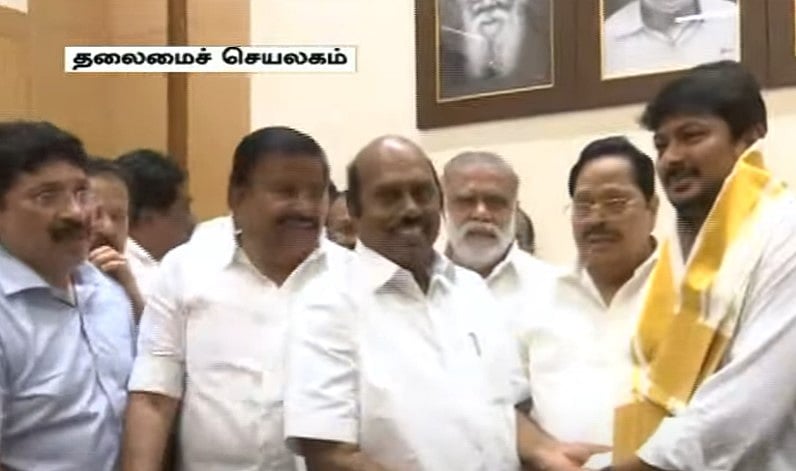 முதல் நாள்.. மூன்று கையெழுத்து: அமைச்சர் உதயநிதி ஸ்டாலின் முதல் கையெழுத்து எதற்குத் தெரியுமா?