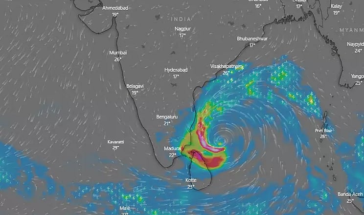 மாண்டஸ் புயல்.. “மொட்டை மாடிகளில் நிற்கக்கூடாது - பொது மக்கள் செய்யக் கூடாதவை என்ன?” : முக்கிய அறிவிப்பு!