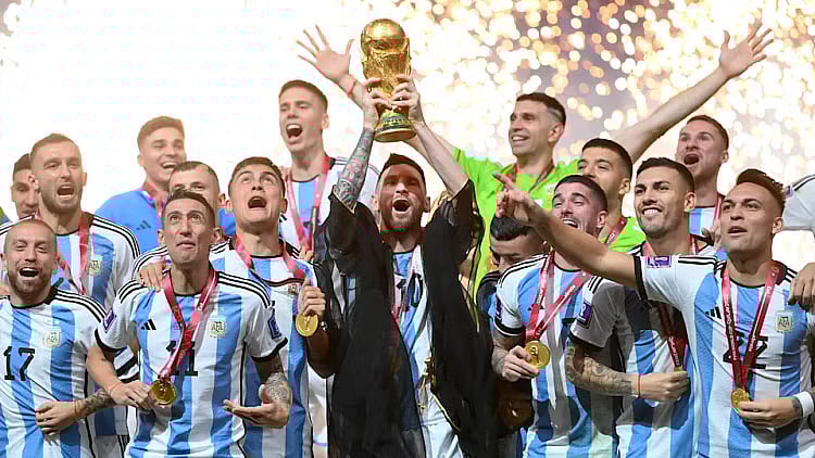 FIFA 2022 : மெஸ்ஸி அணியின் வெற்றி.. கேரளாவின் பிரியாணி கொண்டாட்டம் முதல் இறப்பு வரை !