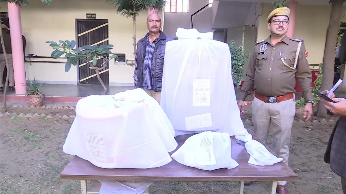 “என்னை விட்டு போகாத..”-கதறிய பெரியம்மா.. கட்டர் வைத்து துண்டு துண்டாக வெட்டிய மகன்.. ராஜஸ்தானில் அதிர்வலை