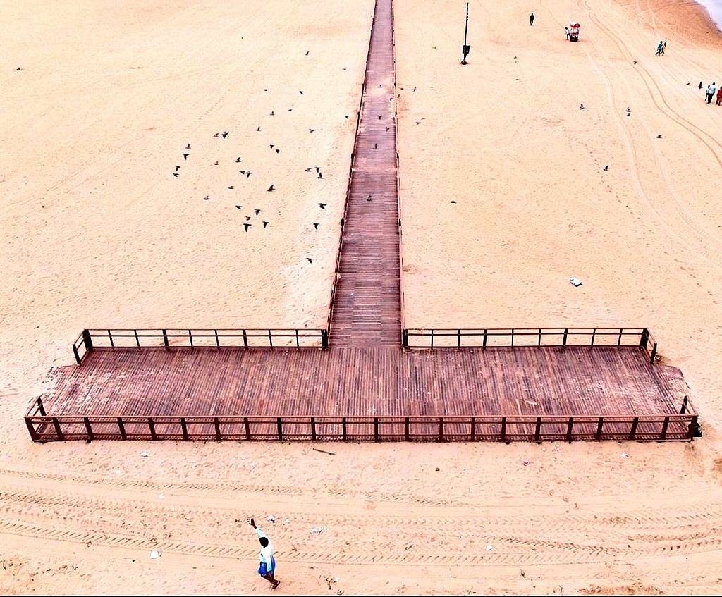 மரப்பாதை விவகாரம் : “இனி திமுக ஆட்சியில் ஏன் புயல் வருதுனு கூட கேட்டாலும் கேட்பாங்க” : மனுஷ்ய புத்திரன் !