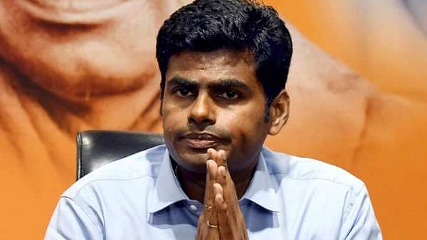 போலிஸ் அதிகாரியாக இருந்த அண்ணாமலைக்கு இது கூடாவது தெரியாது?.. டி.கே.எஸ் இளங்கோவன் சரமாரி கேள்வி!