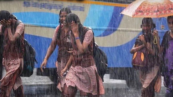 மாண்டஸ் புயல் எதிரொலி.. 10 மாவட்டங்களில் பள்ளி - கல்லூரிகளுக்கு நாளை விடுமுறை அறிவிப்பு!