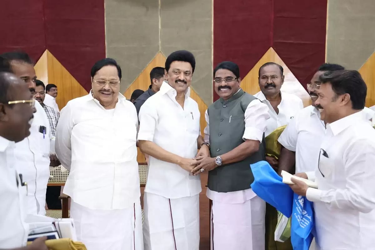 'டாக்டர் மஸ்தான் மறைவு ஈடு செய்ய முடியாத இழப்பு'.. முதலமைச்சர் மு.க.ஸ்டாலின் இரங்கல்!