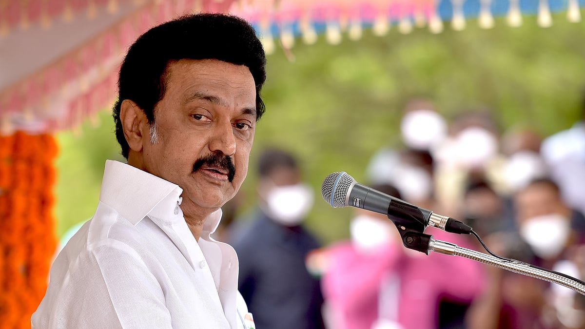 சென்னையிலிருந்து பொதிகை ரயிலில் முதலமைச்சர் மு.க.ஸ்டாலின் தென்காசி பயணம்.. பொதுமக்கள் வரவேற்பு !