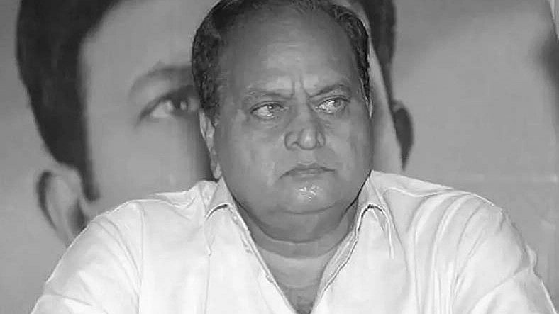 1200 படங்களில் நடித்த பழம்பெரும் நடிகர் திடீர் மரணம்.. இந்திய சினிமா உலகம் அதிர்ச்சி!