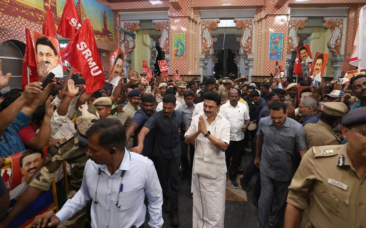 1,03,508 பேருக்கு நலத்திட்ட உதவிகள்..“உங்க ஆட்சி சூப்பரா இருக்கு”: முதல்வரை கண்டு மகிழ்ந்த மக்கள்! #Album