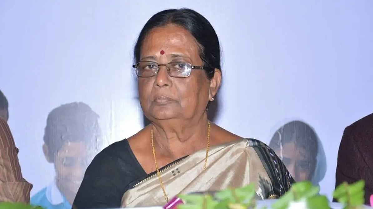 பிரபல பழம்பெரும் நடிகை திடீர் மரணம்.. இந்திய திரையுலகத்தினர் அதிர்ச்சி !.. தலைவர்கள் இரங்கல் 