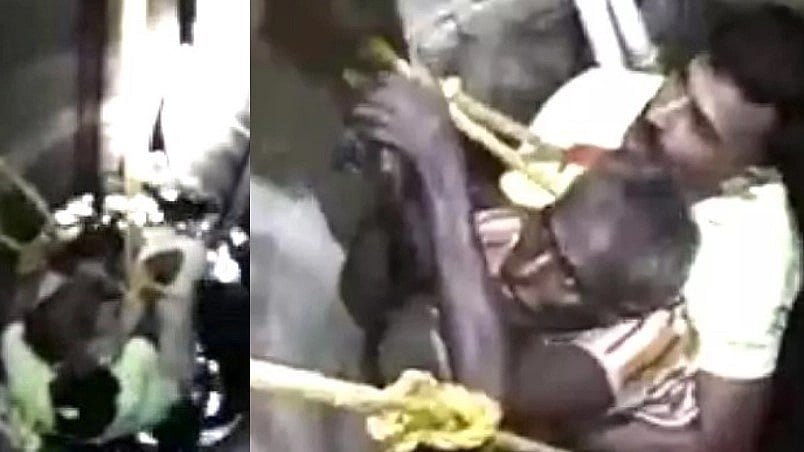 25 அடி ஆழ கிணற்றில் விழுந்த முதியவர்.. 1 மணி நேரத்தில் மீட்ட தீயணைப்புத்துறைக்கு குவியும் பாராட்டு!